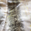 Šátek ecoprint šedo hnědý