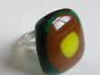 Skleněné prsteny větší - zelené - žlutá tečka