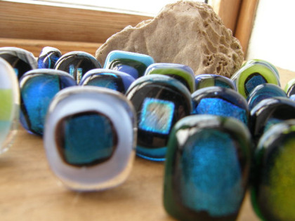 Skleněné prsteny velké - modrý mix