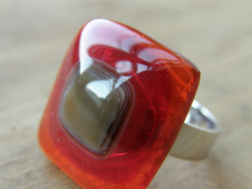 Skleněné prsteny velké - červenožlutý mix