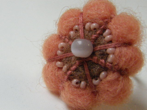 plstěný prsten světle červený