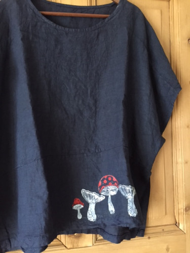 Halena s mochomůrkami