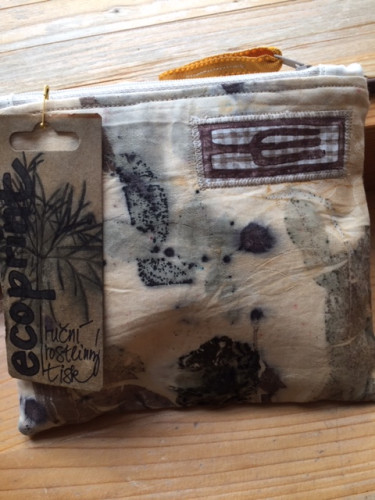 Malá látková taštička ecoprint placatá