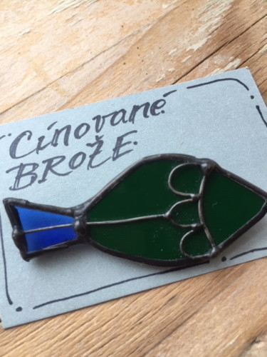 Cínované brože